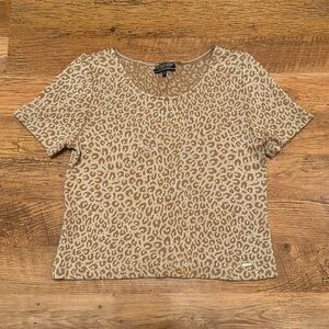 St. John Sport Leopard Print Thick Knit Short Sleeve Scoop Neck Top EE